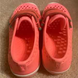 Plae. Ch Sz. 12. Coral.